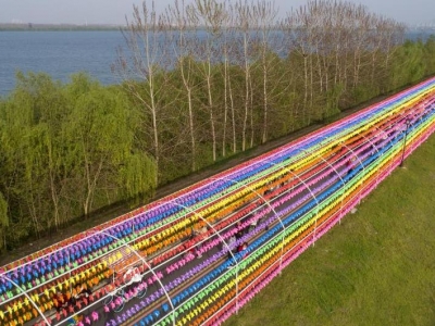 (yng)10f(wn)L(fng)܇(ch)300ײʺL(chng)